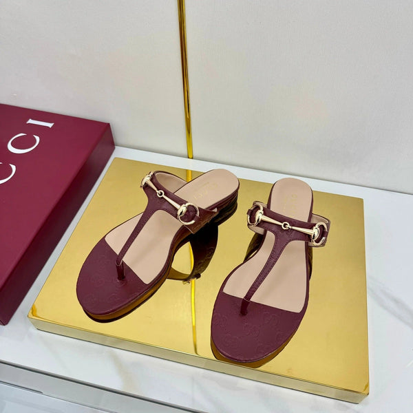 THONG SANDALS IN RED LAMBSKIN PRINTED LOGO WITH GOLD HARDWARE