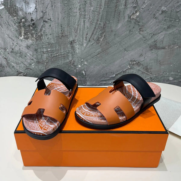 CHYPRE SANDAL GOLD CALFSKIN UNIQUE