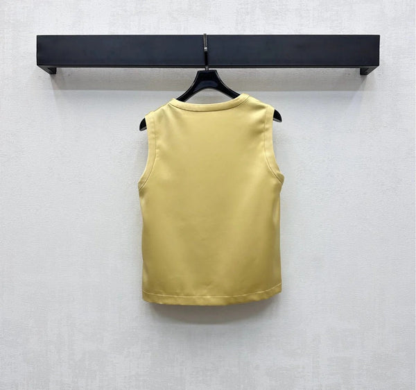 CHANEL SLEEVELESS ROUND-NECK BUTTON-UP TOP 274771