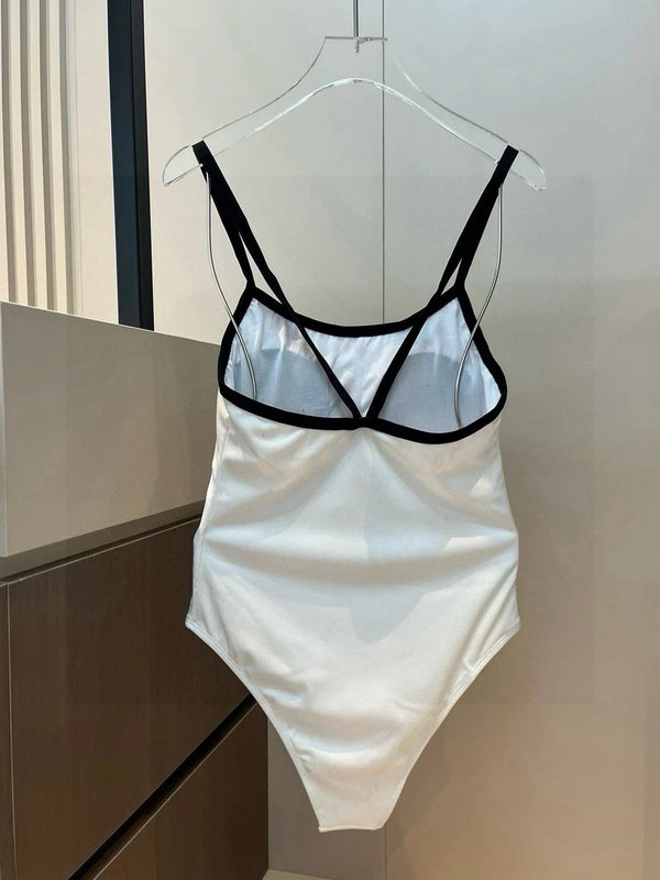 CC BIKINI SWIMSUIT SET IN WHITE AND BLACK TRIM 624530