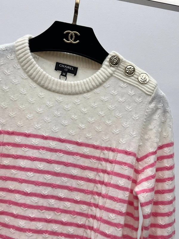 CHANEL 25S SWEATER STYLE 165