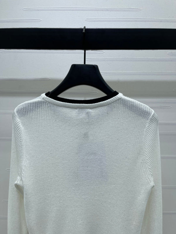 CHANEL 25S SWEATER STYLE 208