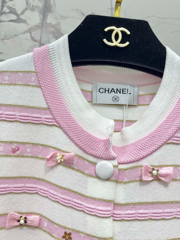 CHANEL 25S SHORT-SLEEVE CARDIGAN STYLE 111