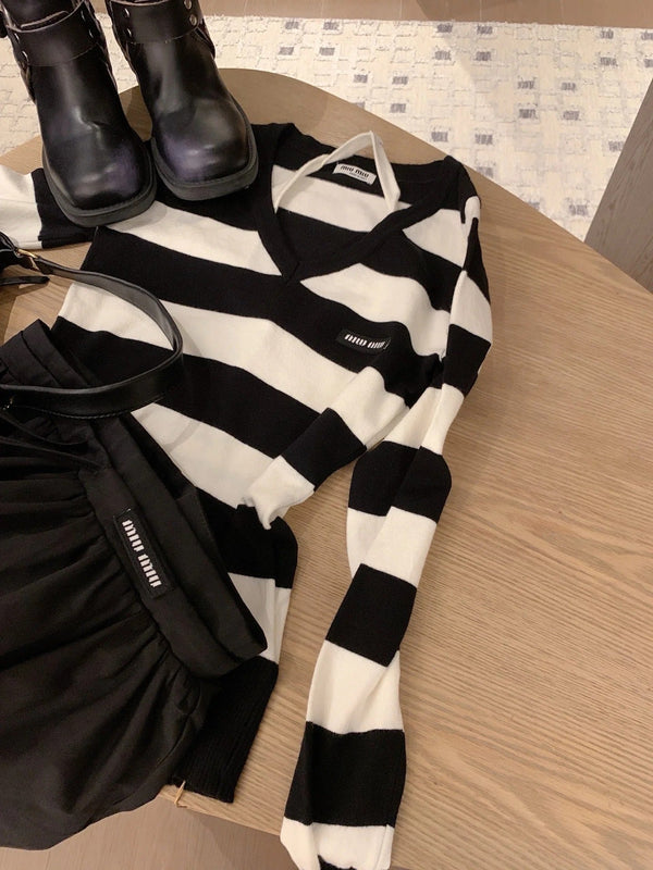 MIUMIU TOP AND SKIRT SET STYLE 444