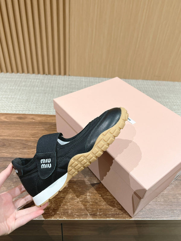 SCARPE DA BALLERINA IN PELLE DI AGNELLO NERA E TESSUTO SUOLA IN GOMMA ANTISCIVOLO