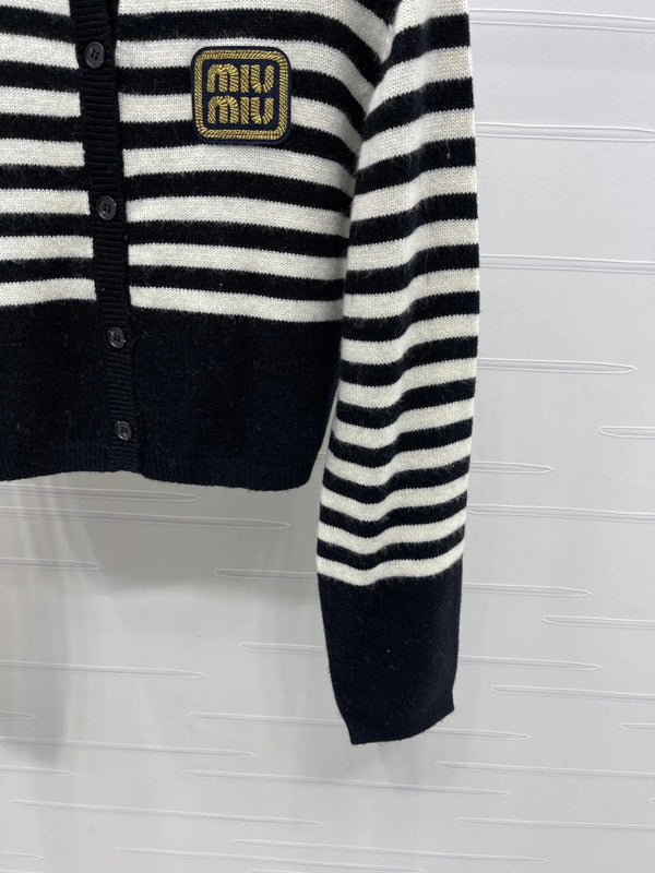 MIUMIU CARDIGAN STYLE 458