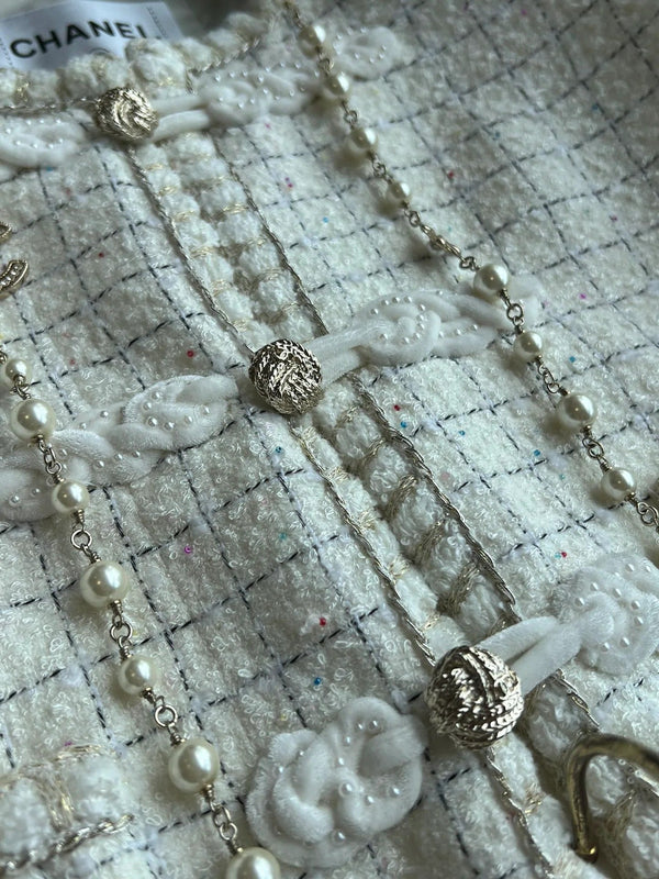 CHANEL WOOL COAT STYLE 9