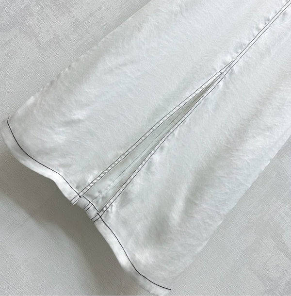 CHANEL HIGH-WAIST SKIRT WITH CUT-OUT HEM 274762