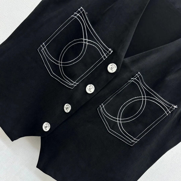 CHANEL SLEEVELESS BUTTONED BLAZER 274755