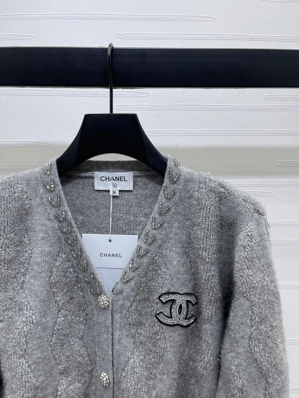 CHANEL 25S CARDIGAN STYLE 201