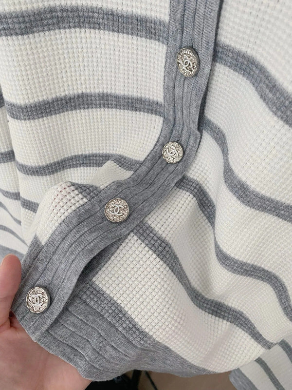 CHANEL 25S CARDIGAN STYLE 138