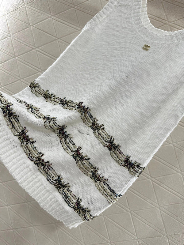 CHANEL SLEEVELESS TOP 272292