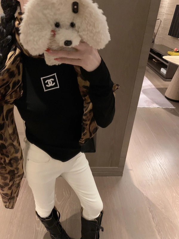 CHANEL 25S LONG SLEEVE T SHIRT STYLE 105