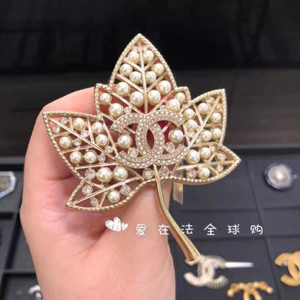 CC Brooch 156492