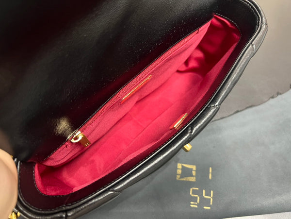 FLAP BAG 26CM GOLD HARDWARE BLACK CALFSKIN