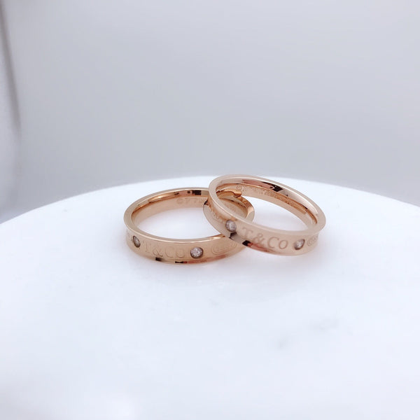 ANELLO CON DOPPIO DIAMANTE