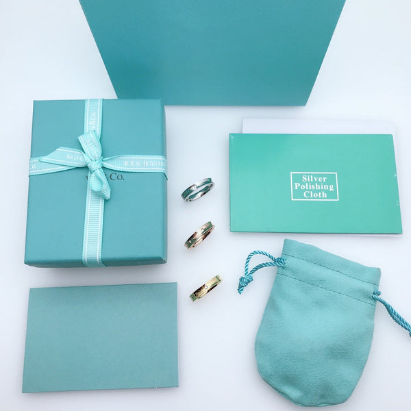 ANELLO CON DOPPIO DIAMANTE