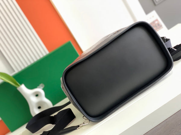 GOYA STEAMER PM BAG 48CM BLACK CANVAS