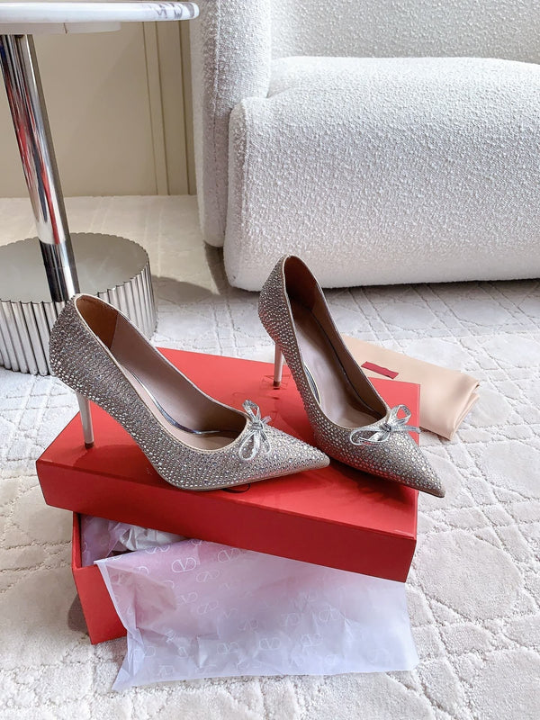 Décolleté con tacco alto e cristalli, 10 cm, color cannella e rosa con cristalli