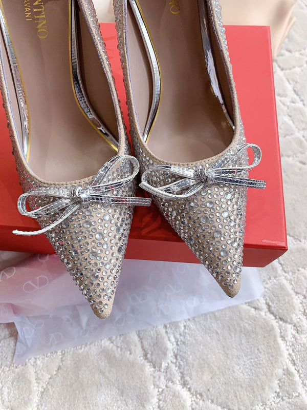 Décolleté con tacco alto e cristalli, 10 cm, color cannella e rosa con cristalli