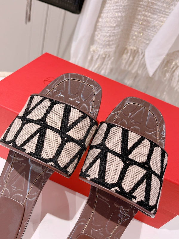 Sandalo Iconograph Canvas Slide Bordeaux Nero Beige