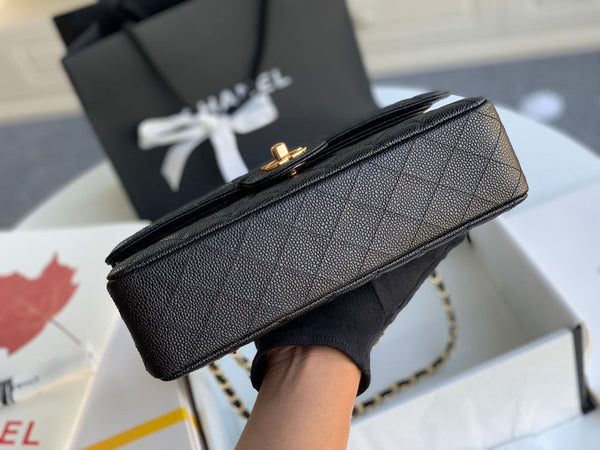 MEDIUM FLAP BAG 25CM BLACK CAVIAR GOLD HARDWARE