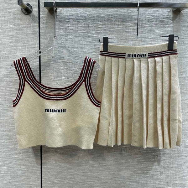 Canotta e gonna beige Miu