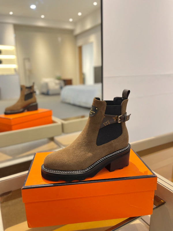 Stivaletto LV Beaubourg 50mm in pelle scamosciata marrone gialla