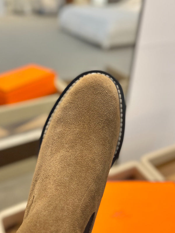 Stivaletto LV Beaubourg 50mm in pelle scamosciata marrone gialla