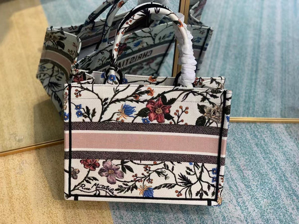 MEDIUM LADY D-LITE 24 PINK MULTI COLOR PAISLEY EMBROIDERY