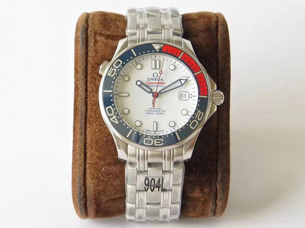 SEAMASTER COMMANDER WHITE DIAL STEEL STRAP